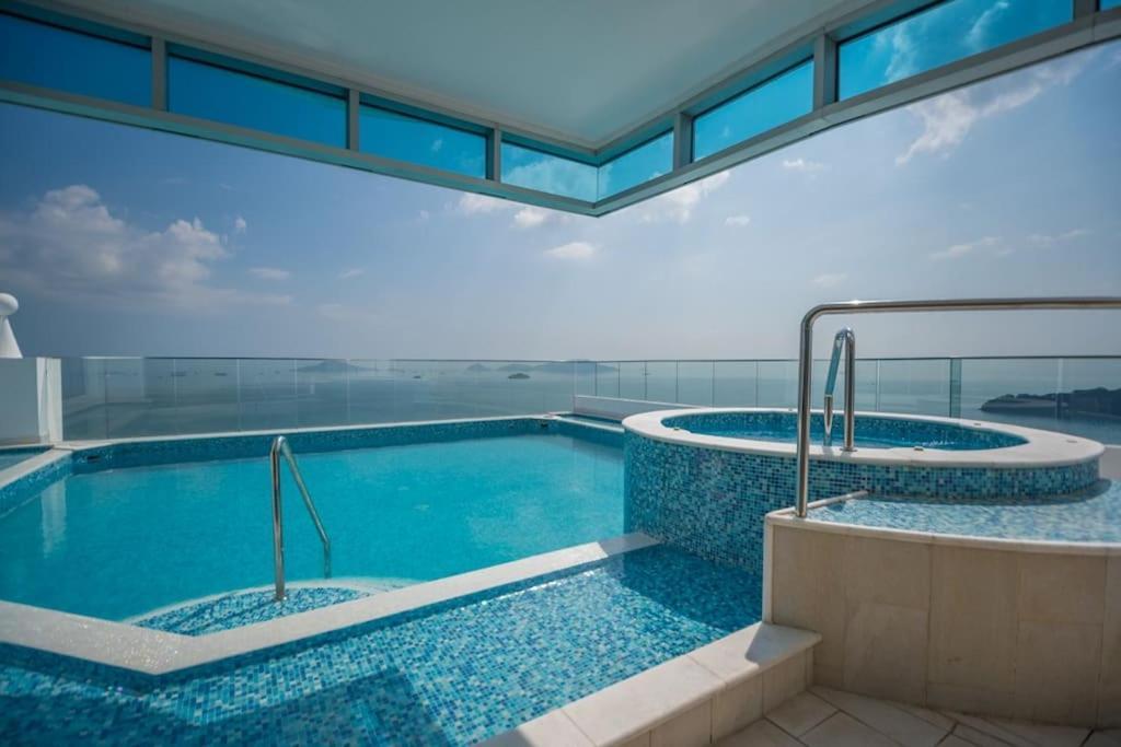 18G Luxury Oceanview With Roof Top Pool Apartment Arraijan Bagian luar foto